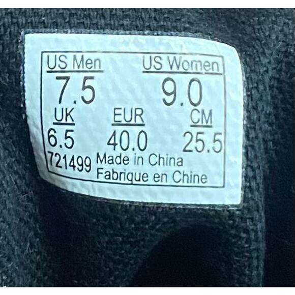 Vans Retro Classic Unisex Canvas Sneakers US Mens 7.5 Womens 9 Lace Up Shoes - Picture 4 of 9